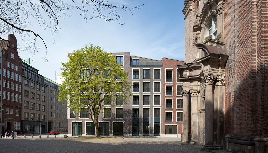 architectural-guided-tours-Hamburg-alster-Katharienenquartier